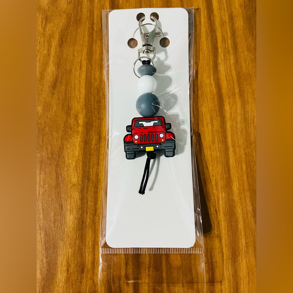 🔥Red Jeep Keychain🔥 - Picture 2 of 4